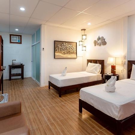 Madison Garden And Residences Panglao Exterior foto