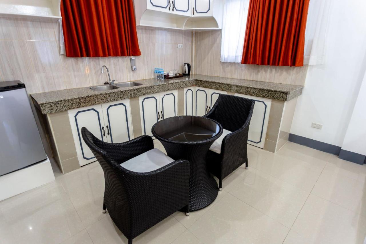 Madison Garden And Residences Panglao Exterior foto